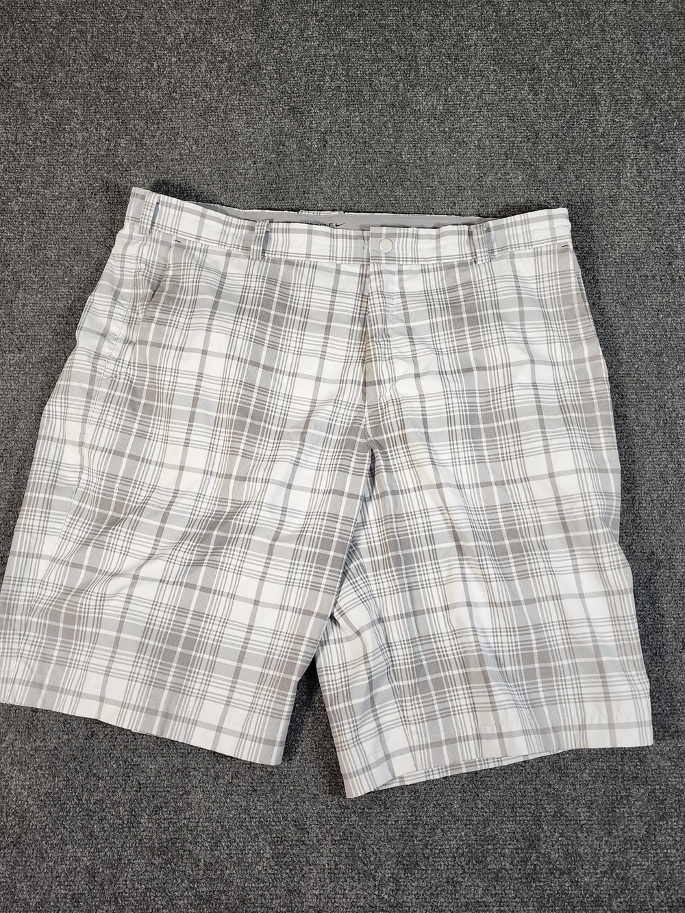 Nike Men's Plaid Performance Shorts - White & Gray
